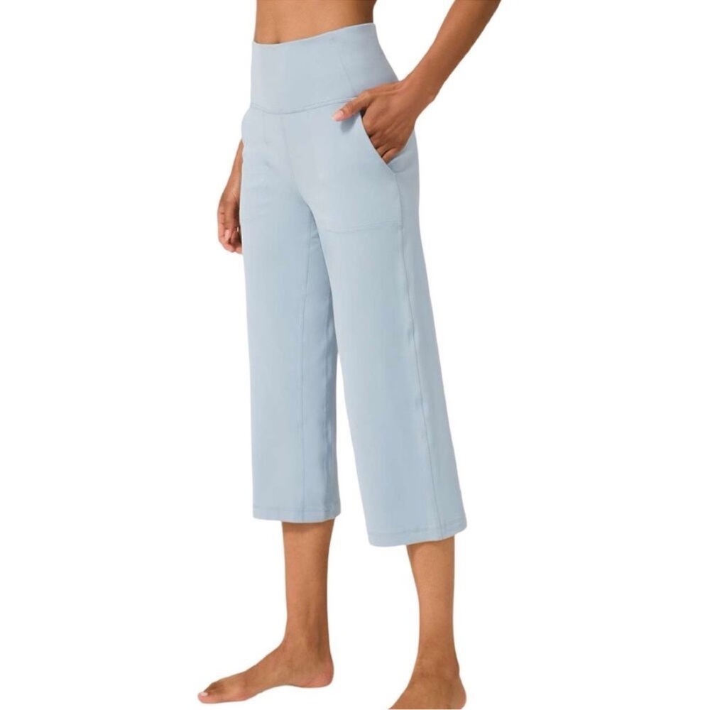 Lululemon Wide Leg Crop Yoga Legging  High Rise.